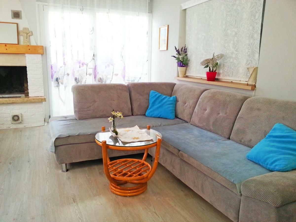 Apartment Matej Rovinjsko Selo Exteriör bild